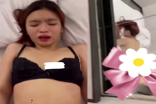 Dùng đồ chơi tình dục mới làm em sướng tít mù