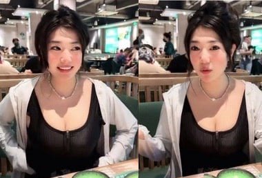 Em gái lố lăng khoe hàng to