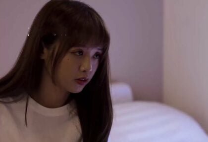 Trải nghiệm lần đầu cùng cô gái xinh đẹp