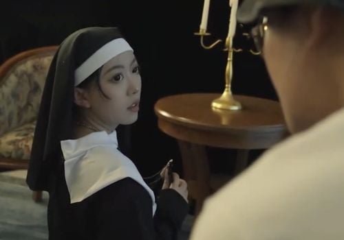 Thầy giáo trở lại sau 10 năm, lại khiến cuộc sống của cô học trò đảo lộn