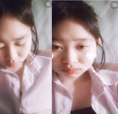 Học sinh lộ hàng trước camera điện thoại